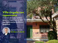 Villa singola con Capannone