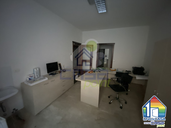 Ufficio libero subito in Crema Centro