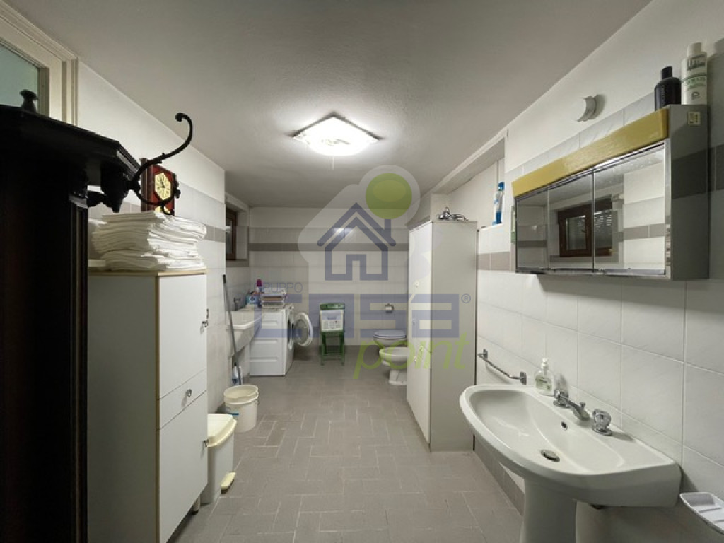 LAVANDERIA ZONA ACCESSORIA