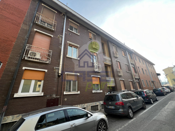 AFFRETTATI... TI STO ASPETTANDO