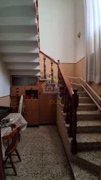 SCALINATA INTERNA.jpg