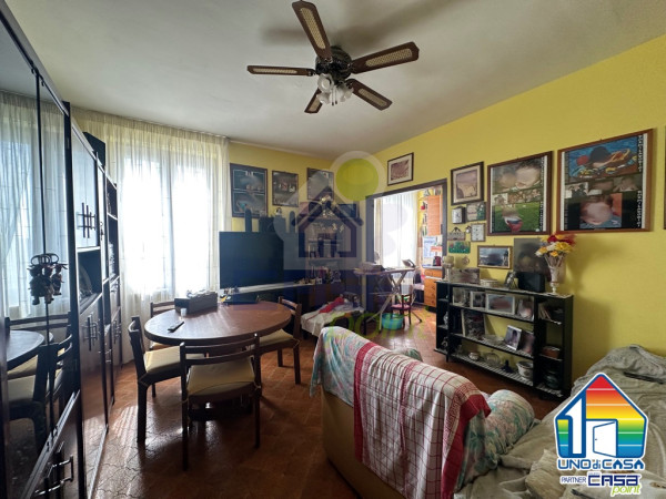 Appartamento Trilocale disposto su due livelli con cortile interno indipendente in vendita a Casalmorano