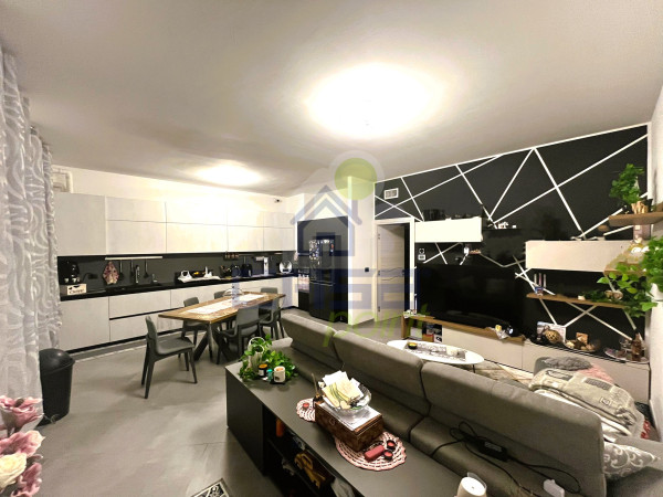 UN PERFETTO APPARTAMENTO RISTRUTTURATO IN PIENO CENTRO!