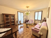 VILLA DI TESTA CON GARAGE E GIARDINO