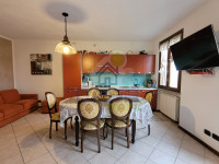 Appartamento con due letto e balconi