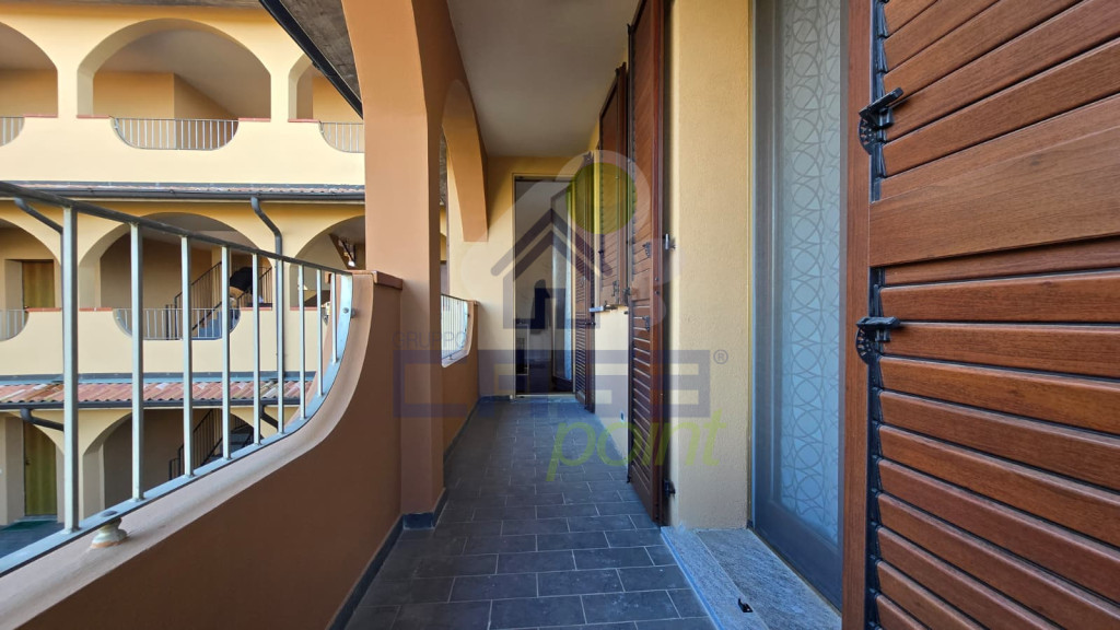 balcone lato cameretta e soggionro.jpeg