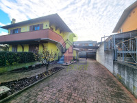 APPARTAMENTO ARREDATO con AREA ESTERNA