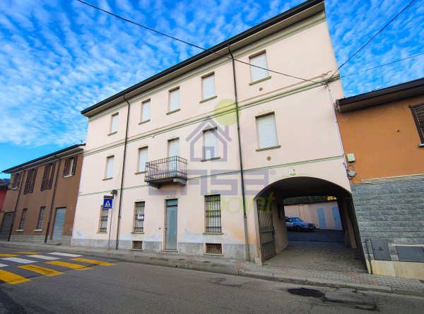 QUADRILOCALE DI PREGIO COMPLETAMENTE RISTRUTTURATO