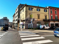 NEGOZIO IN AFFITTO A PORTA VENEZIA