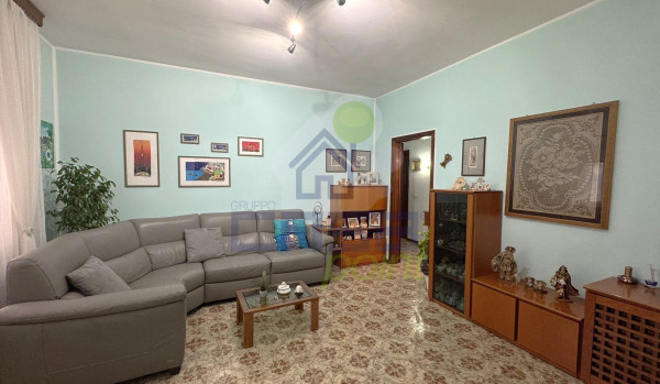 TRILOCALE+BOX+CANTINA!