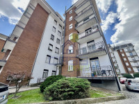 Trilocale con box ristrutturato