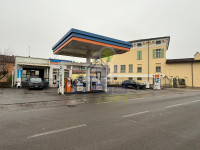 AREA DI SERVIZIO LOCATA