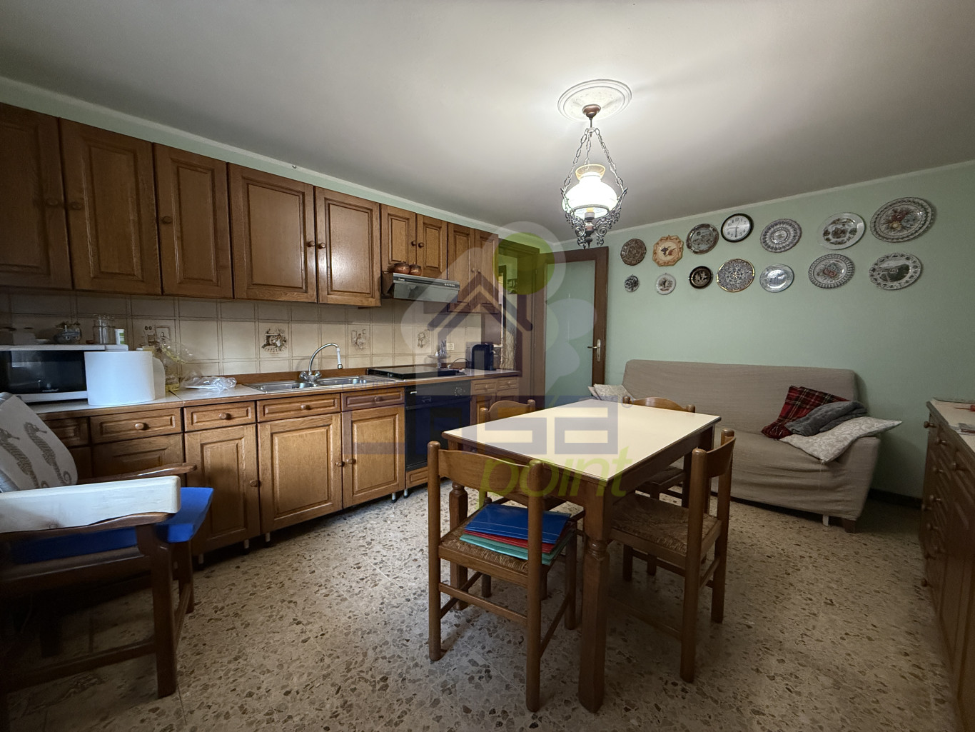 STANZA PIANO TERRA (SECONDA CUCINA)