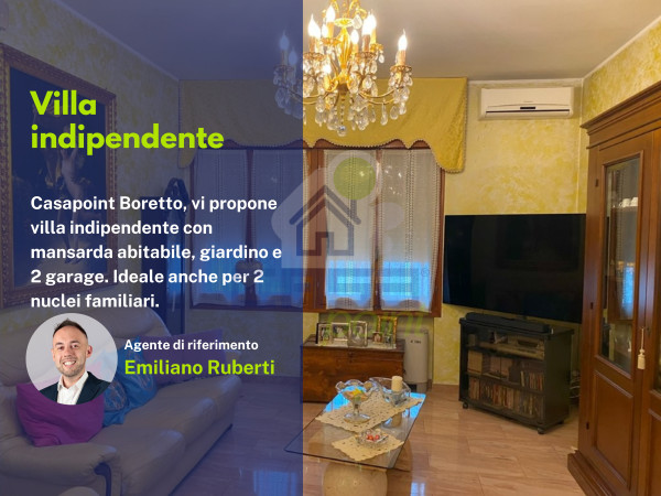 ELEGANTE VILLA INDIPENDENTE CON GIARDINO E MANSARDA