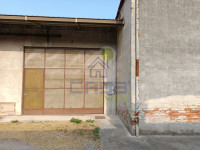 garage.jpg