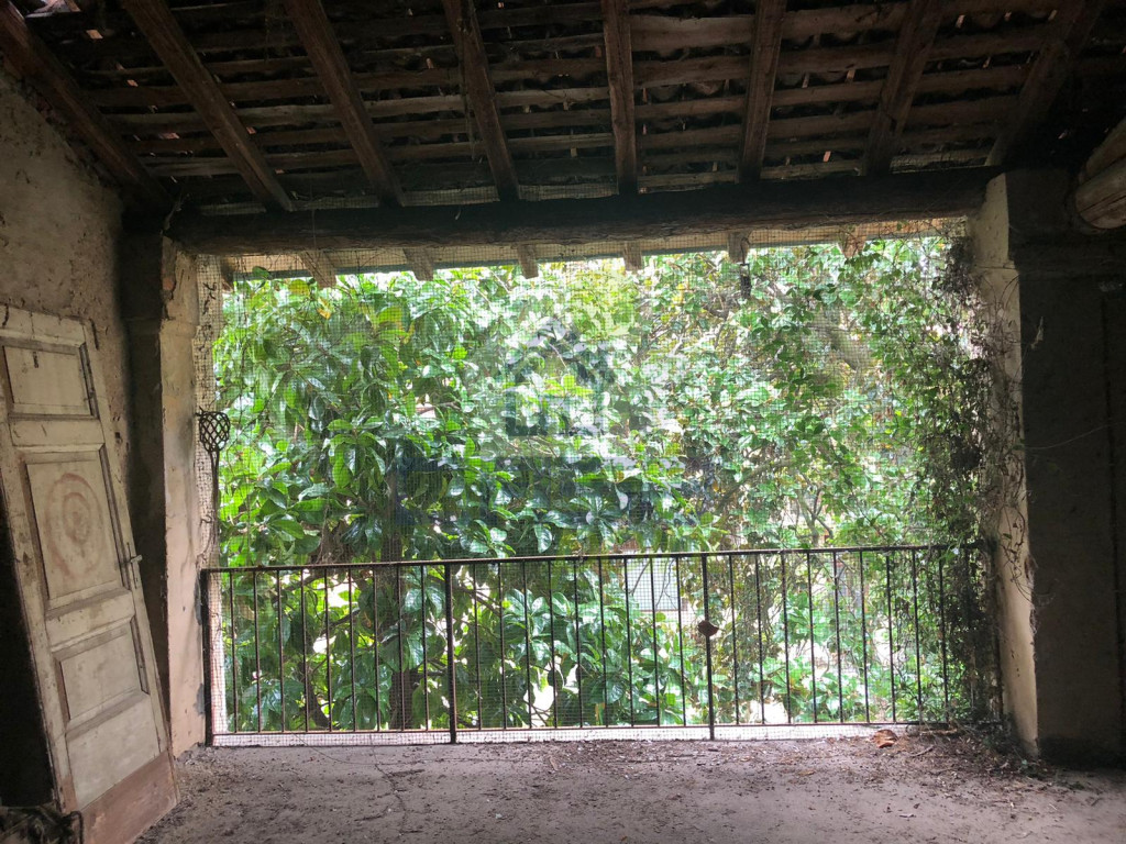 loggia.jpeg