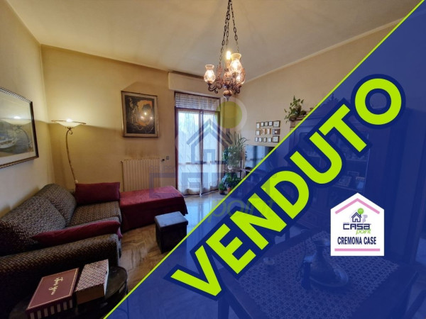 AMPIO TRILOCALE, BALCONATA, CANTINA E GARAGE IN ZONA GIUSEPPINA!