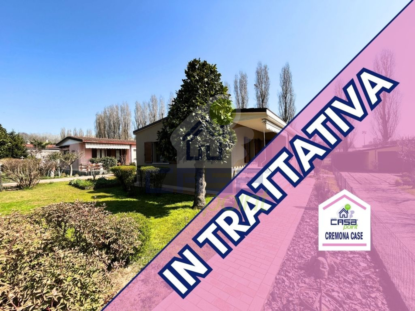 MERAVIGLIOSA VILLA INDIPENDENTE, RECENTEMENTE RISTRUTTURATA, CON GIARDINO ED AUTORIMESSA!!!