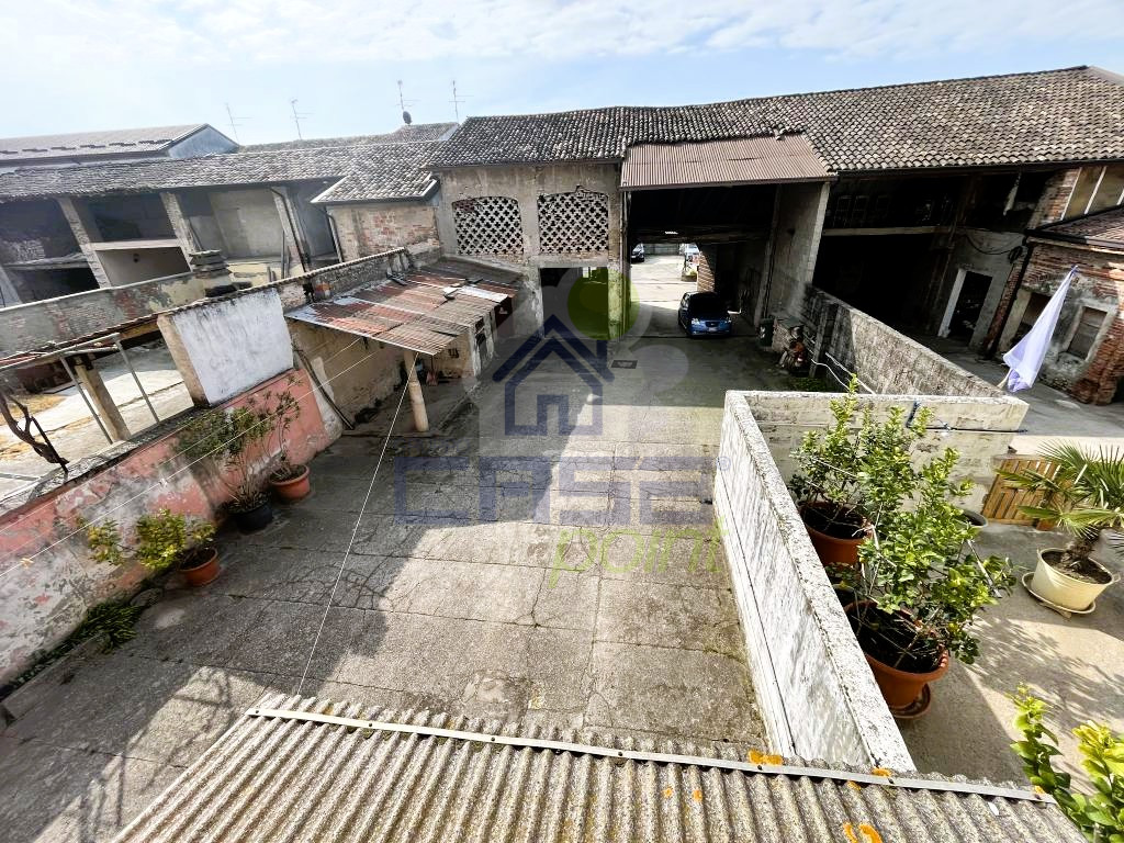 cortile privato
