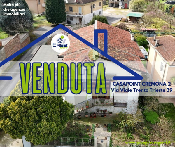Casa indipendente con garage e giardino