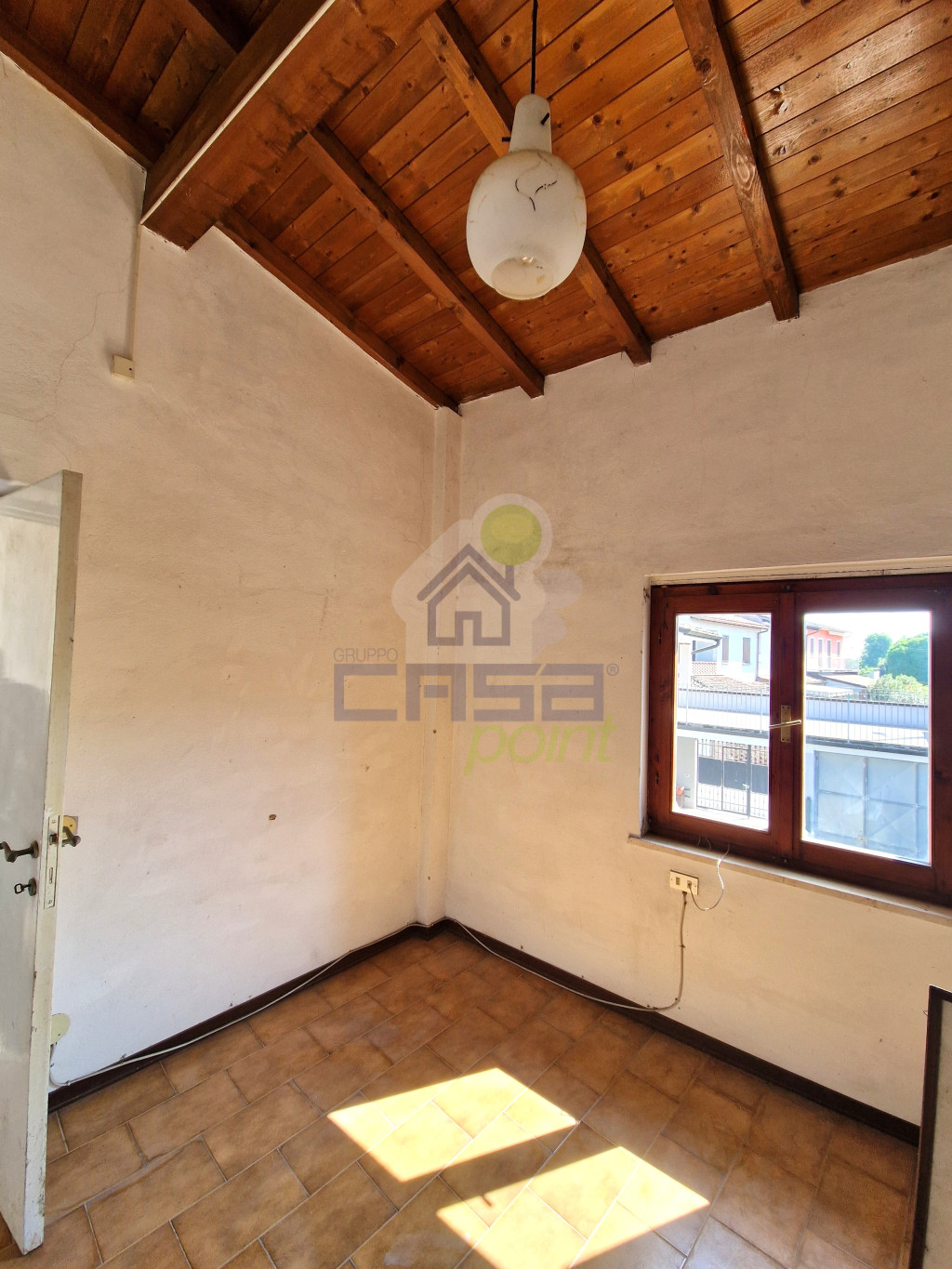 LOCALE ACCESSORIO 1