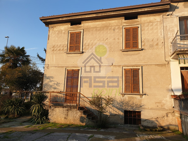 Casa indipendente con giardino privato