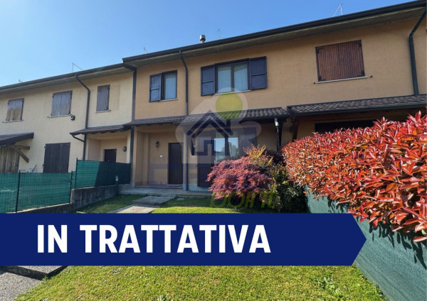 VILLETTA A SCHIERA CON GIARDINO PRIVATO E BOX DOPPIO