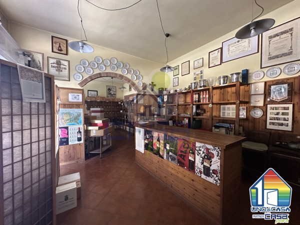 NEGOZIO IN VENDITA A CREMA, QUARTIERE OMBRIANO