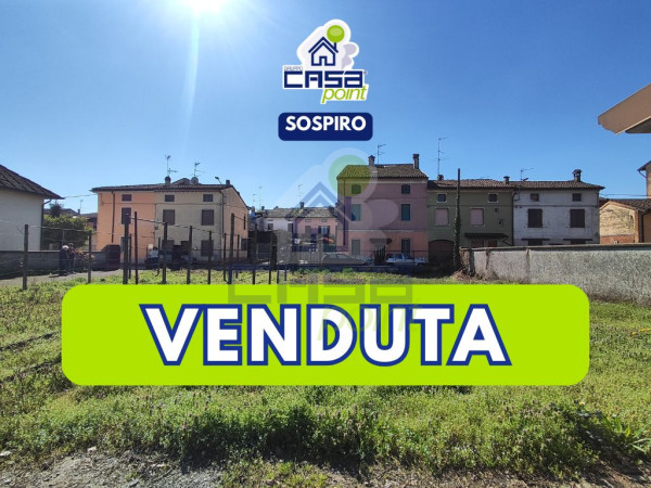 OCCASIONE UNICA A PIEVE SAN GIACOMO: TERRENO URBANIZZATO CON AUTORIMESSE GIA' EDIFICATE!