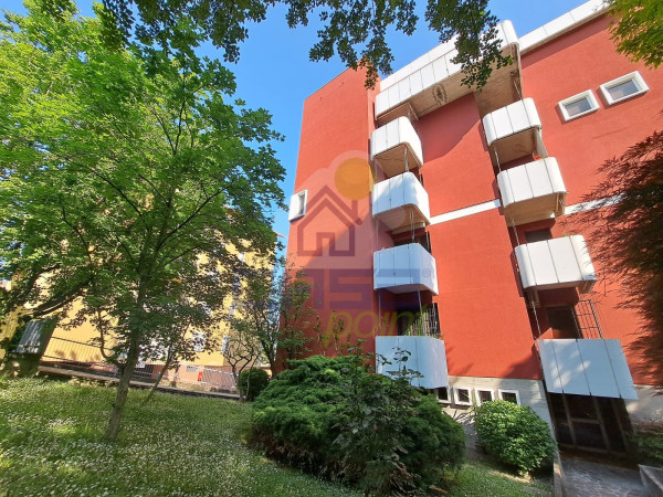 Attico di oltre 200 mq con mansarda ed ottima vista panoramica  !