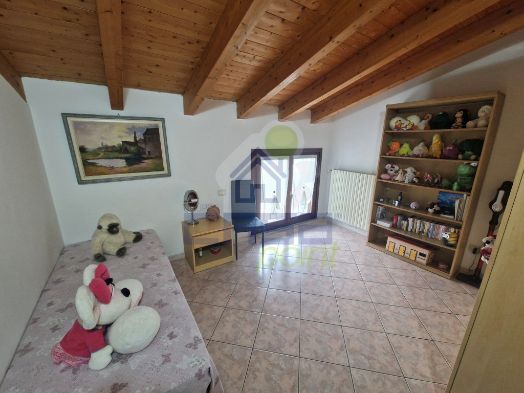 SECONDA CAMERA DA LETTO 1