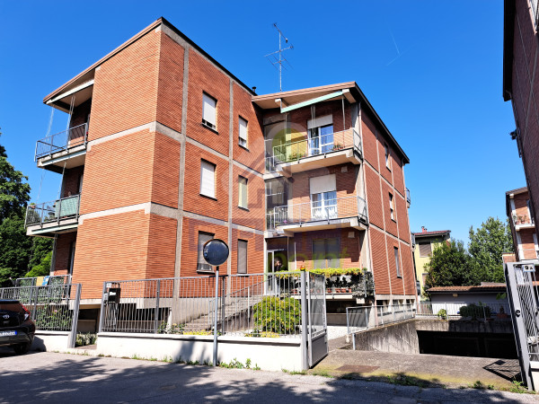 BOX VICINANZE ZONA CASTELLO