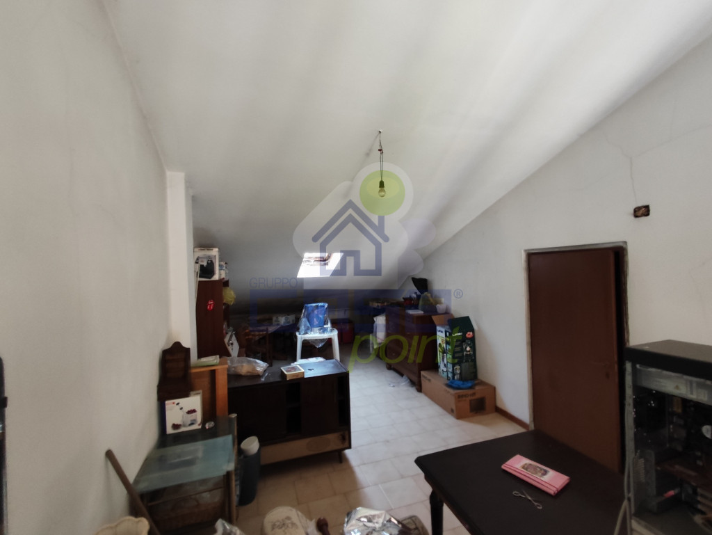 locale-pluriuso-piano-1.jpg