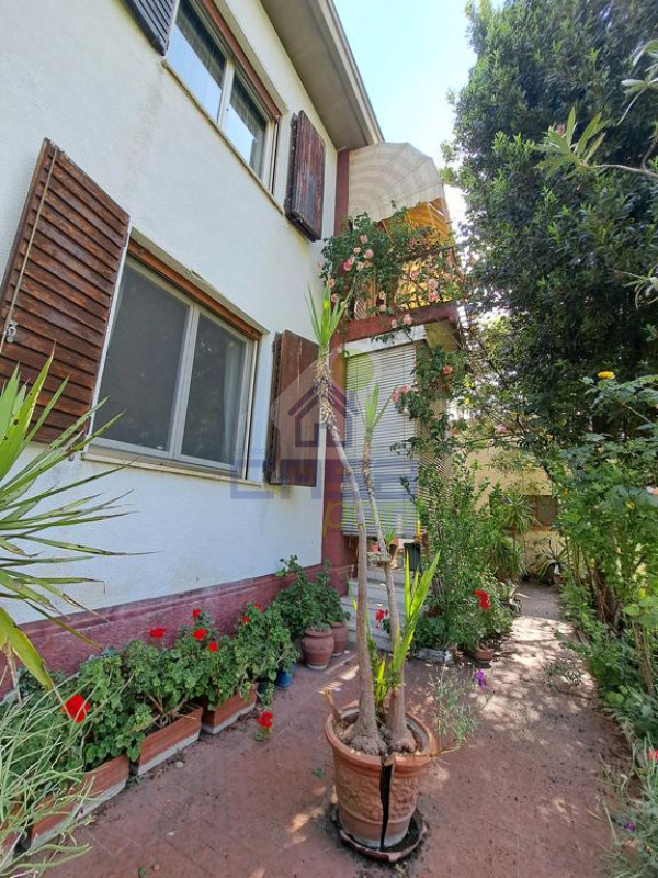 CASA INDIPENDENTE CON AMPI SPAZI, TERRAZZA E CORTILE PRIVATO