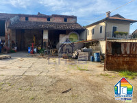 Cascinetta Indipendente con Portico e Cortile Privato!