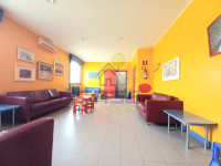 SOLUZIONE TRASFORMABILE IN LUMINOSO TRILOCALE CON BOX