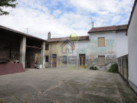 PANORAMICA-DEL-CORTILE.jpg