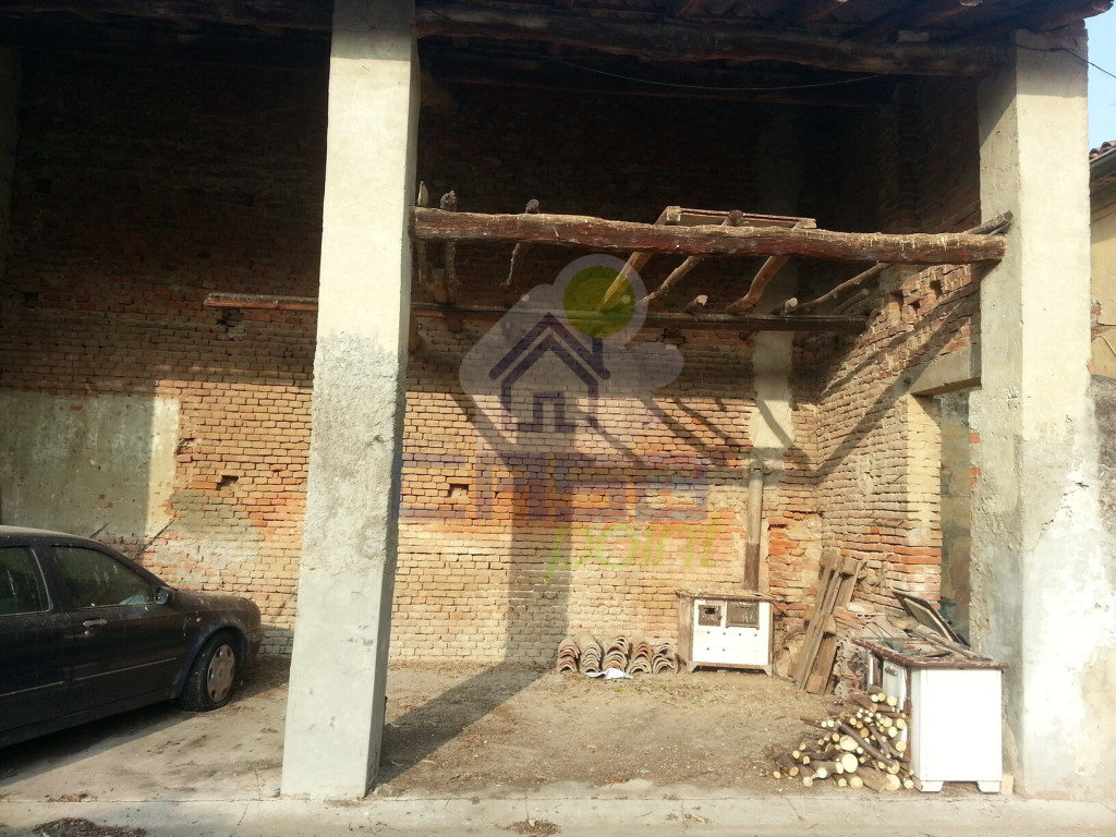 PARTICOLARE-DEI-RUSTICI.jpg