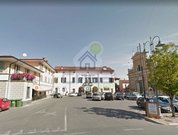 UFFICIO AL PIANO TERRA