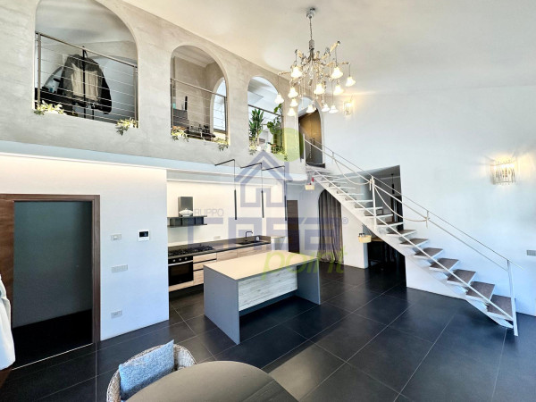 VILLA SINGOLA DI NUOVA RISTRUTTURAZIONE