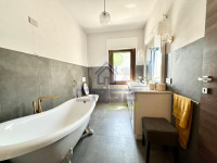 TRILOCALE BAGNO.jpg