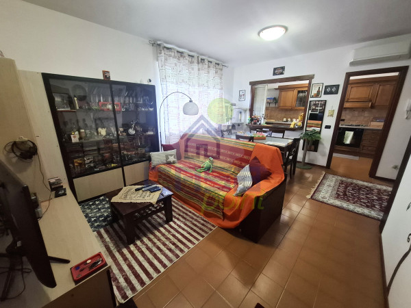 ALL'ULTIMO PIANO, CON TRE CAMERE DA LETTO