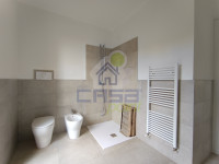 BAGNO CON DOCCIA PT