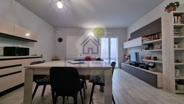 APPARTAMENTO IN VILLA!