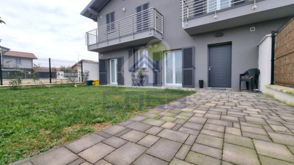 APPARTAMENTO IN VILLA!