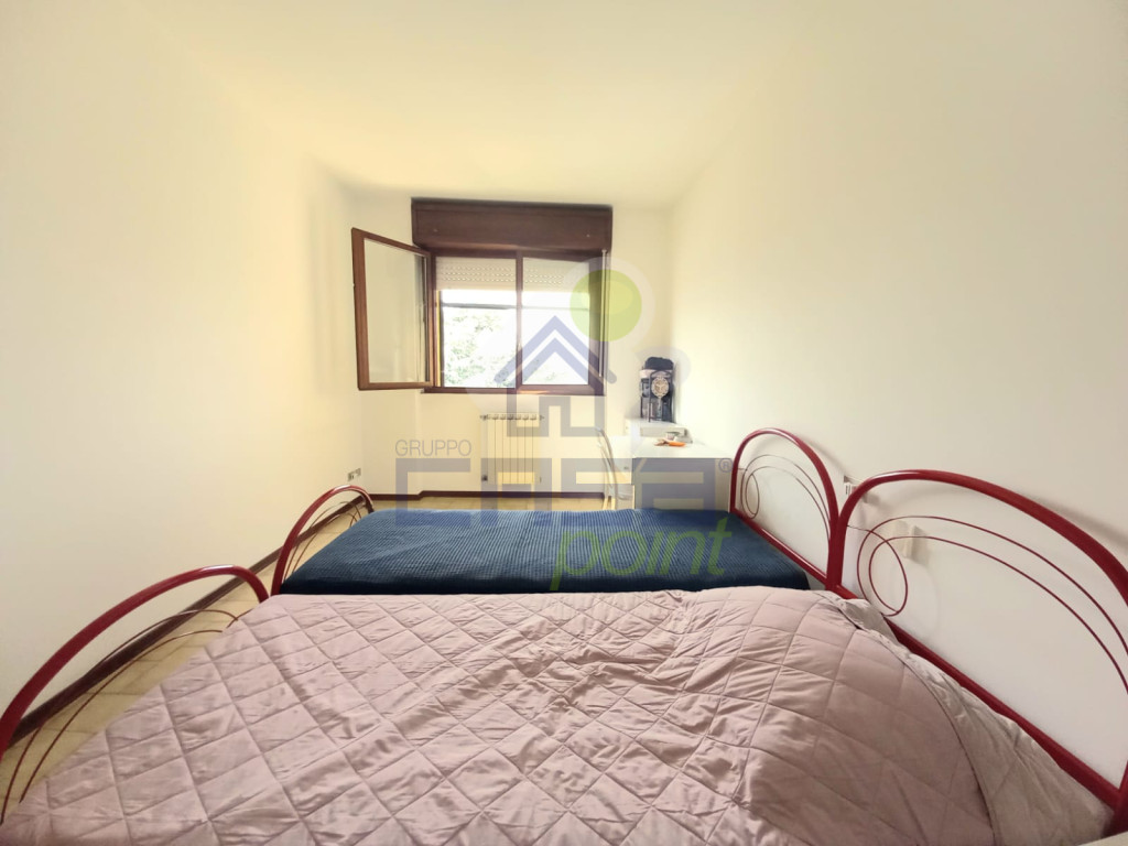 dc18cadf-43cc-4f0b-bd53-76206c81df99.jpg