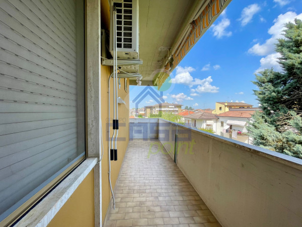 AMPIO TRILOCALE IN ZONA RESIDENZIALE