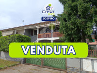 VILLA BIFAMILIARE LIBERA SU TRE LATI CON BOX E CANTINA