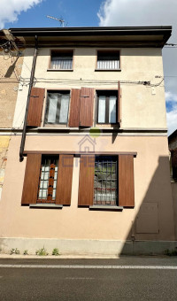 FACCIATA-ABITAZIONE.jpg