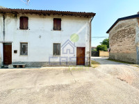 ESTERNO1.jpg